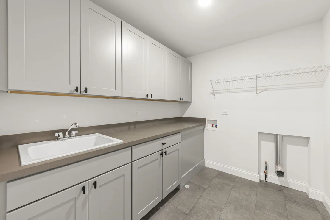 Photo of 3687 Peregrine Way