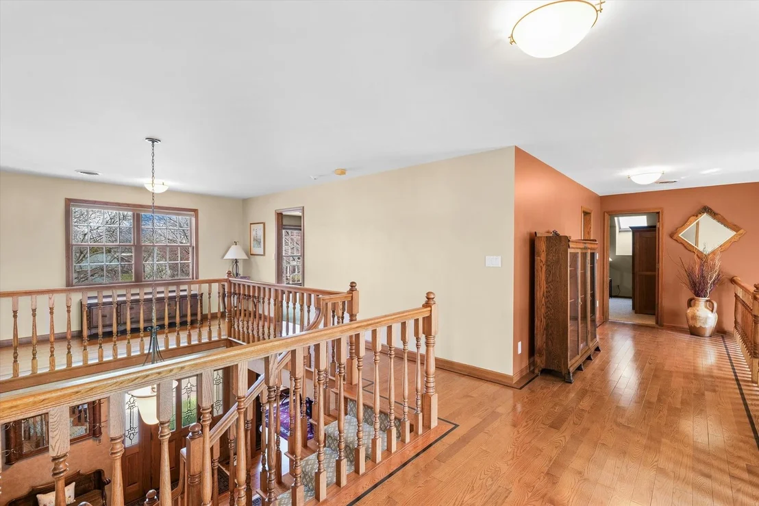 Photo of 2204 Edgewater Place