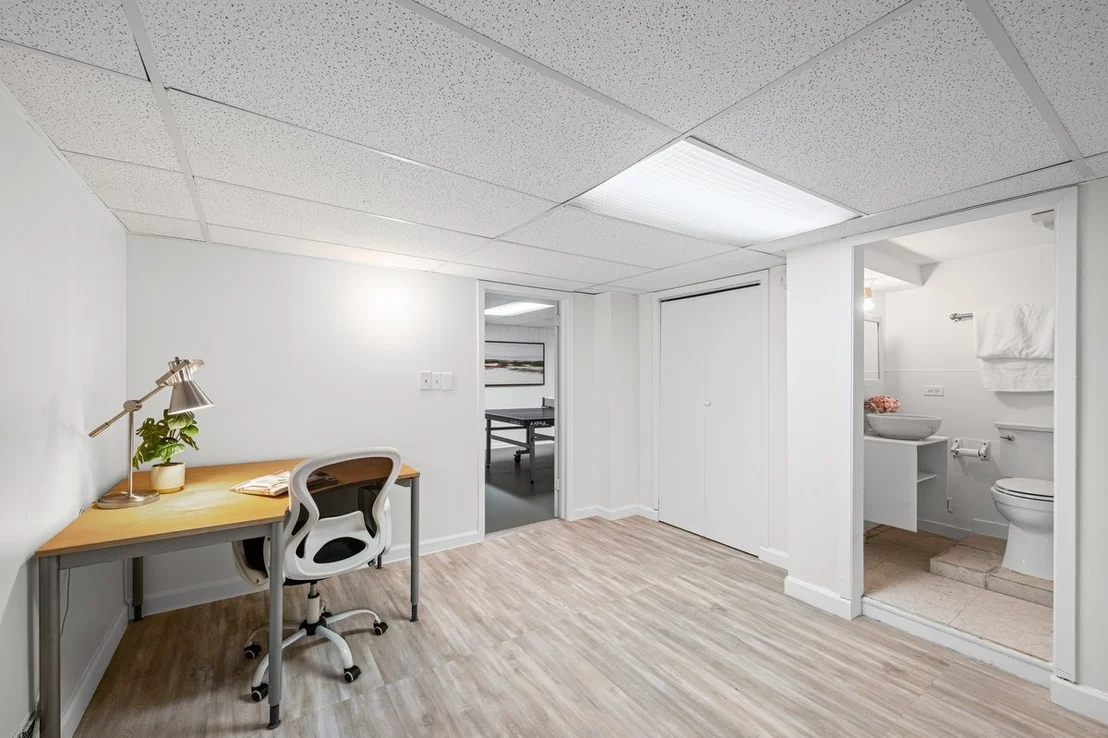 Photo of 410 Thompson Boulevard