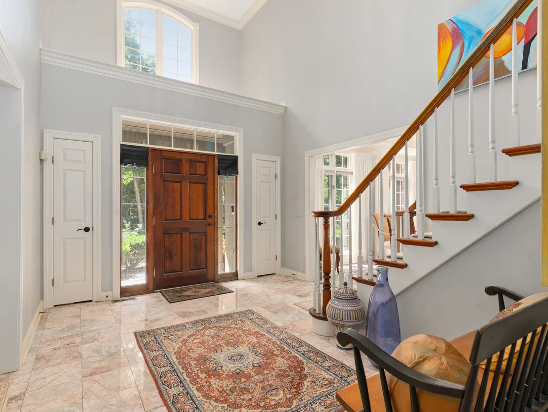 Photo of 818 Fox Glen Drive