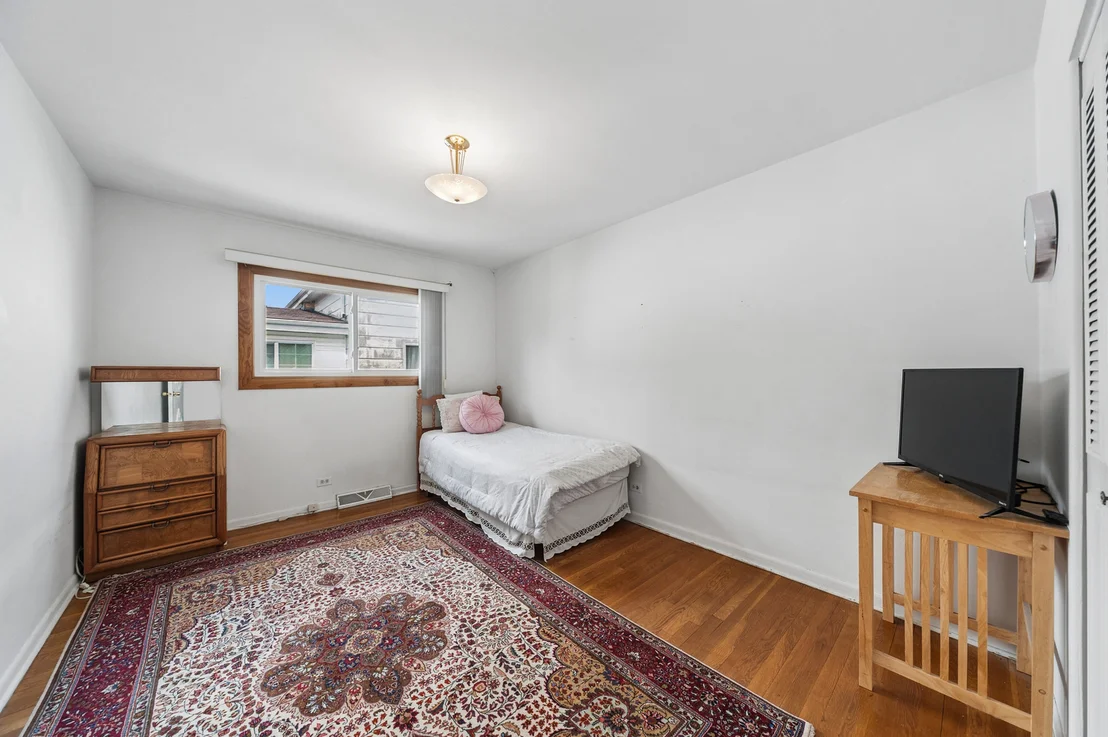 Photo of 9481 Park Lane