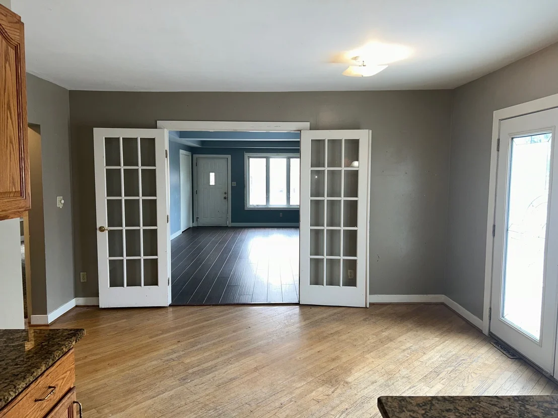 Photo of 3673 Randolph Street