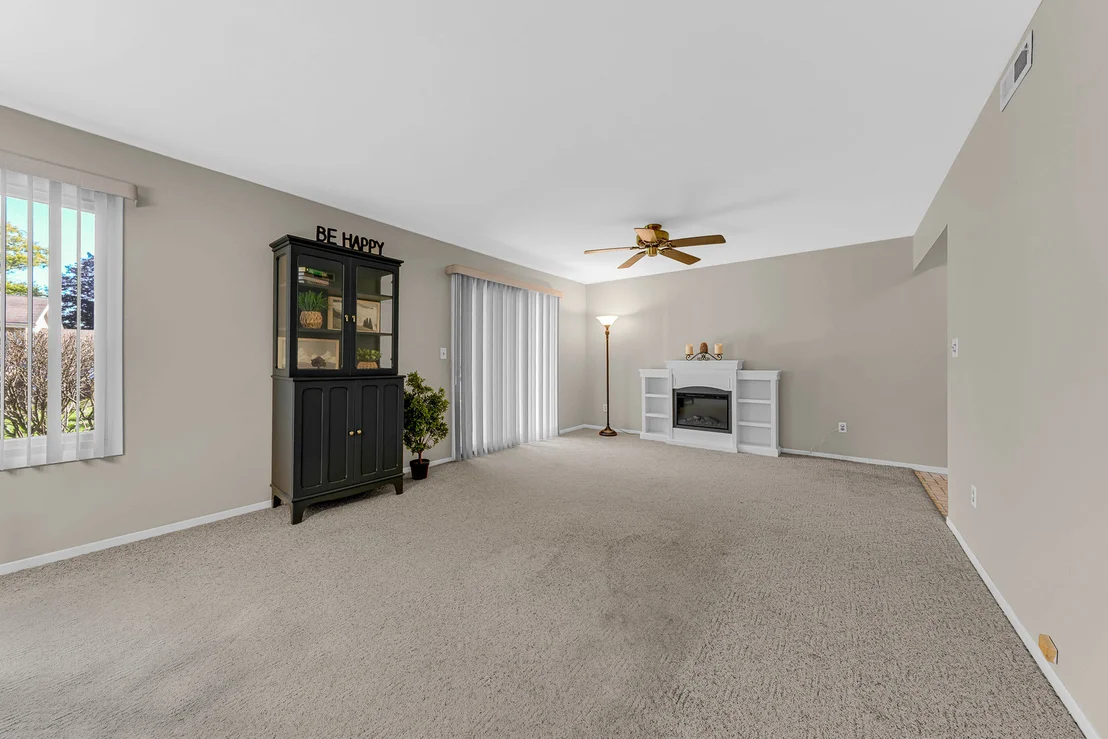 Photo of Unit D at 602 Devonshire Court