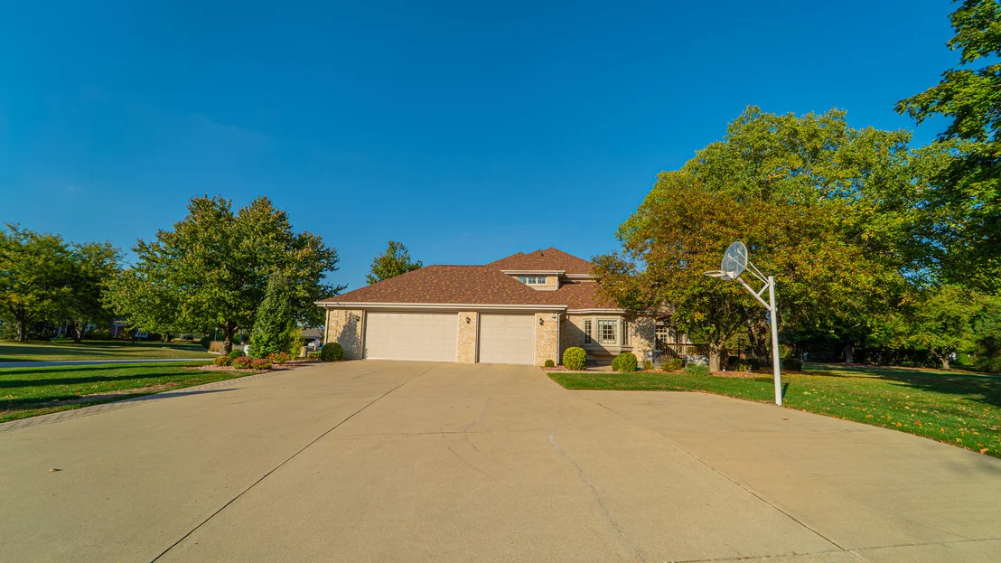 Photo of 310 Barrington Drive