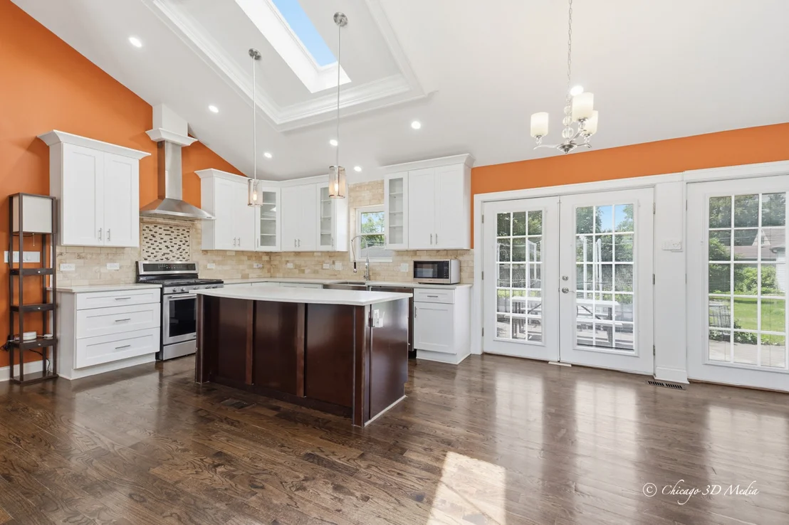Photo of 95 E Thacker Street