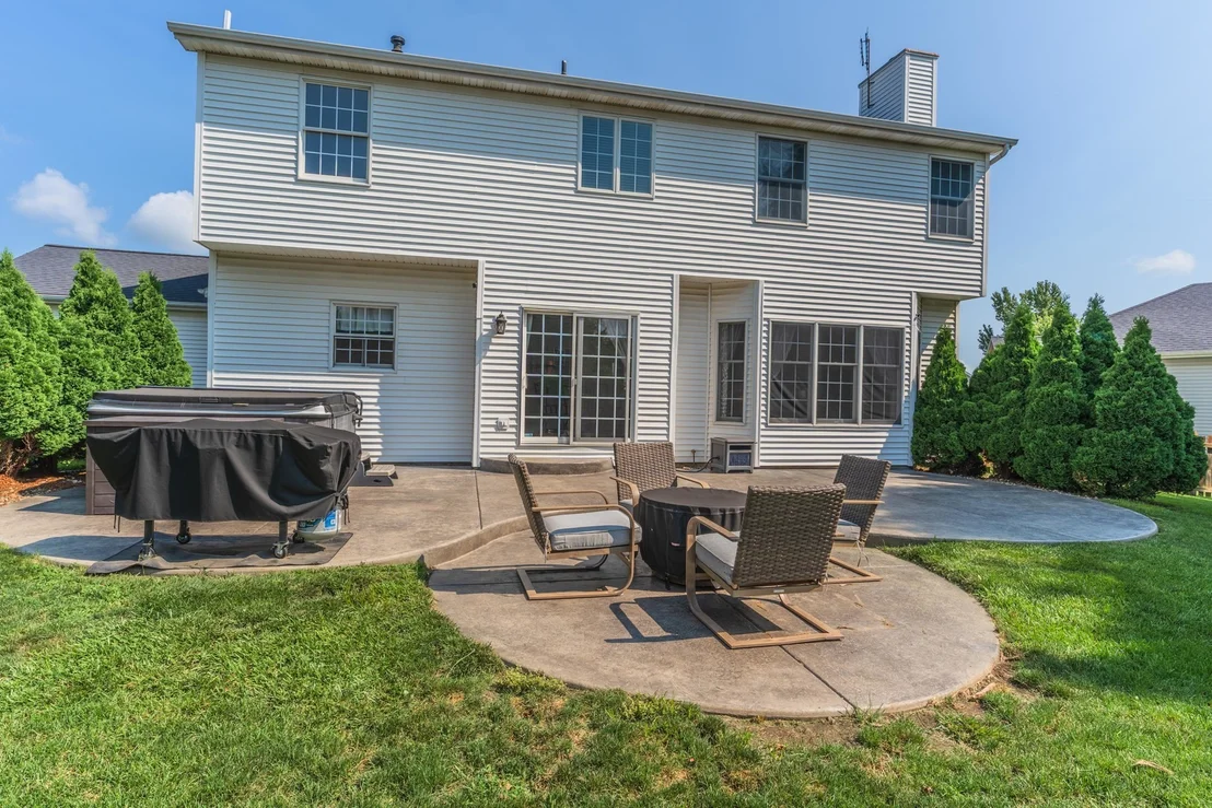 Photo of 17 Waterside Circle