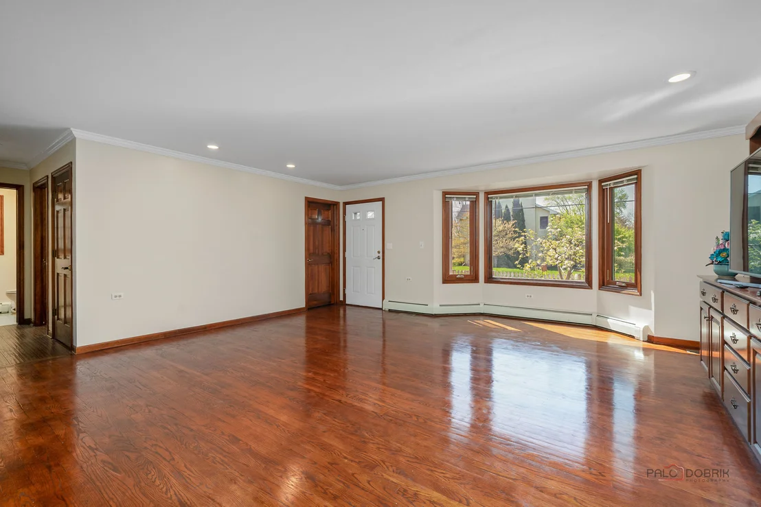 Photo of 807 Burris Avenue