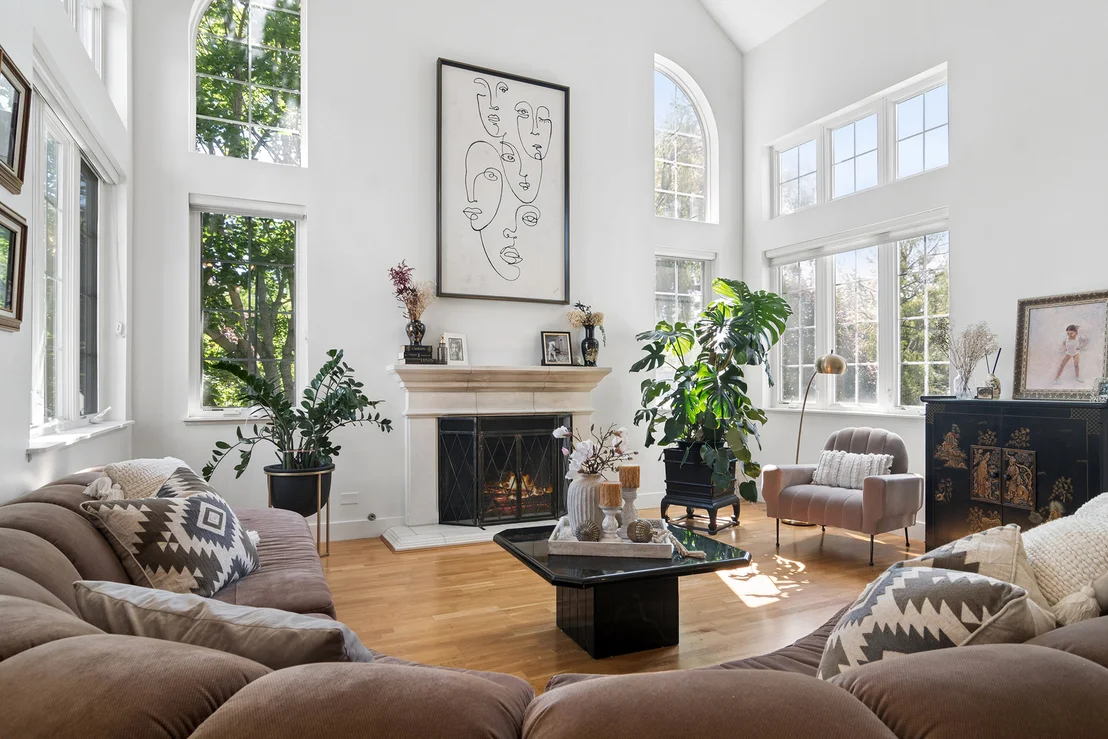 Photo of 6275 Murifield Drive