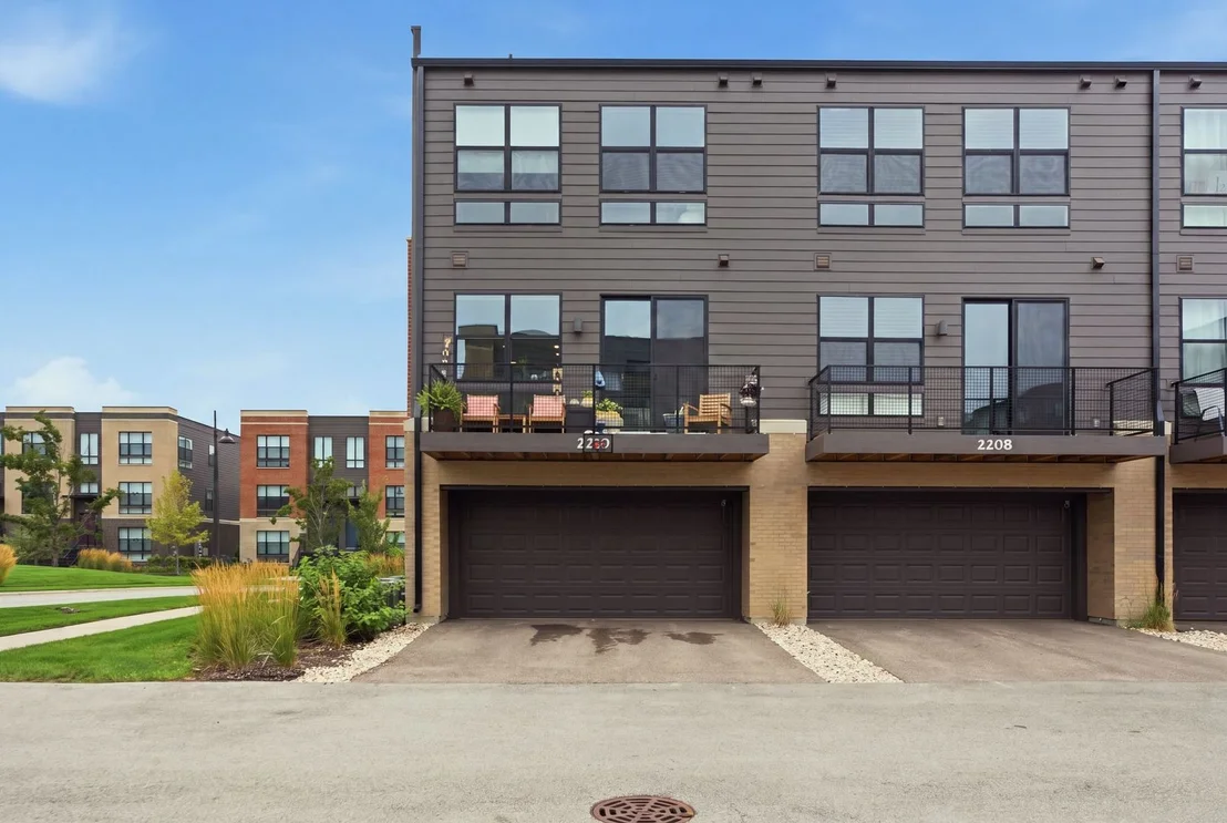 Photo of 2210 Venture Drive