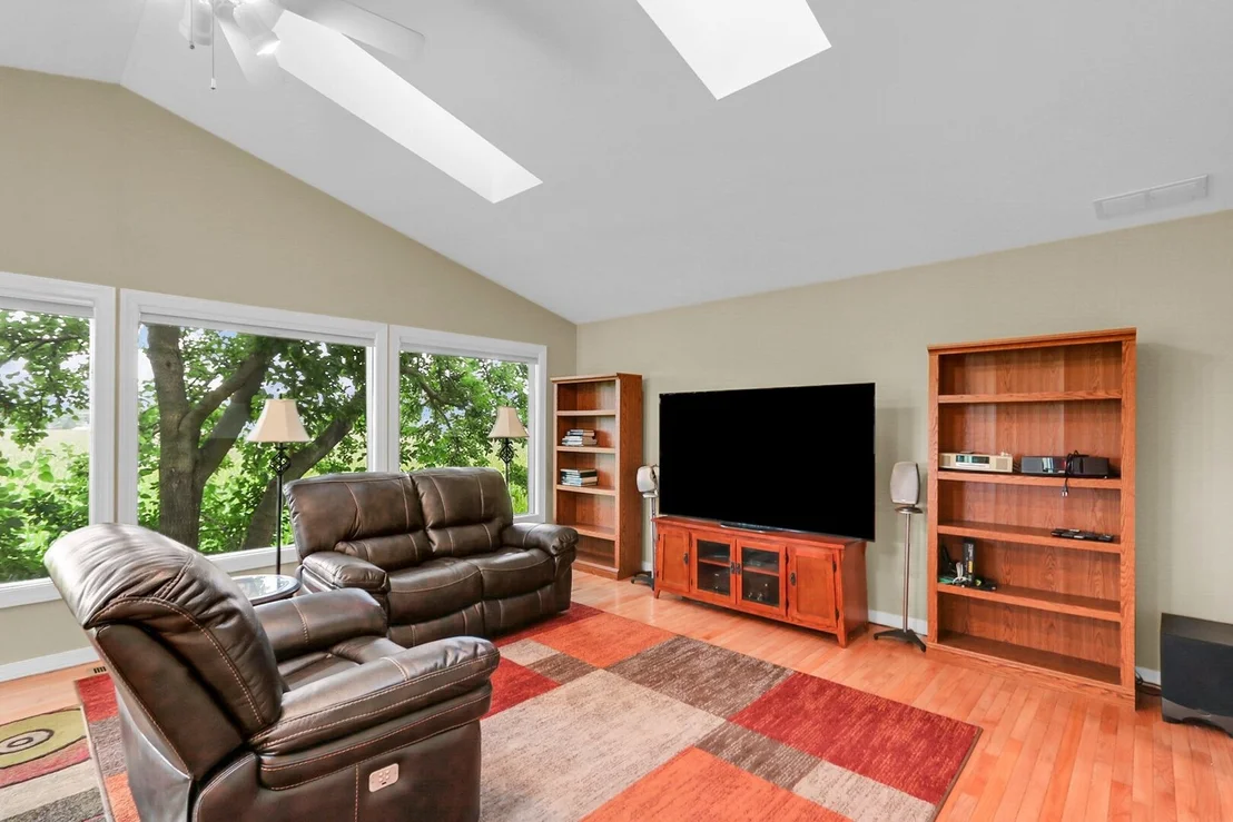 Photo of Unit 1 at 1614 Windward Point