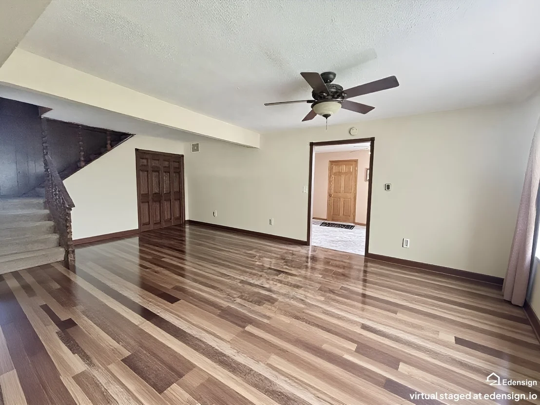 Photo of 7575 Manchester Road