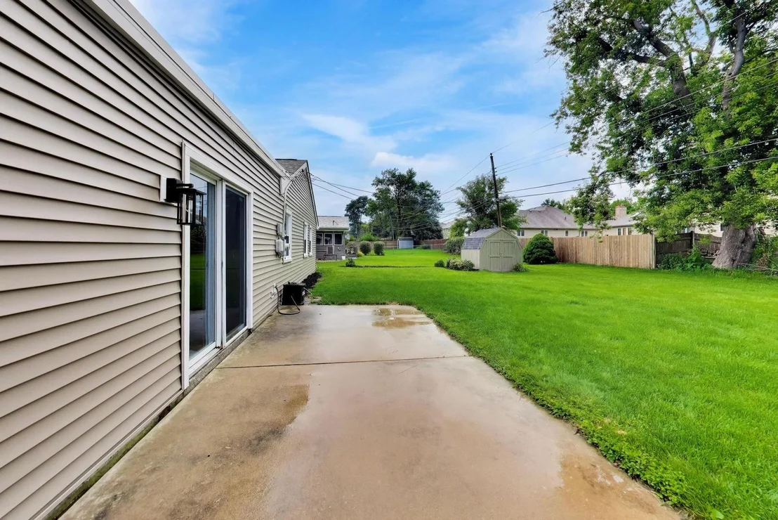 Photo of 1430 Sequoia Lane
