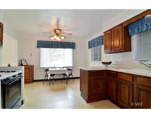 Photo of 1431 MAPLE Street