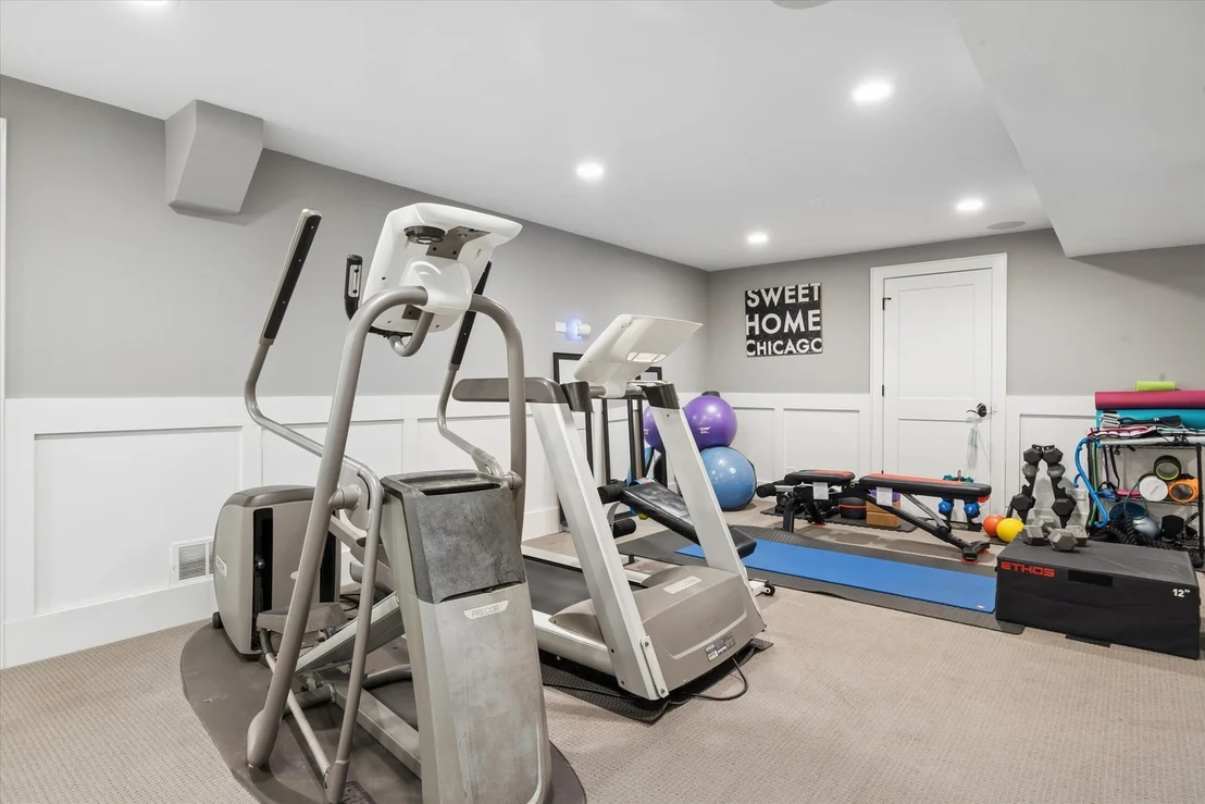 Photo of 6493 Apache Drive