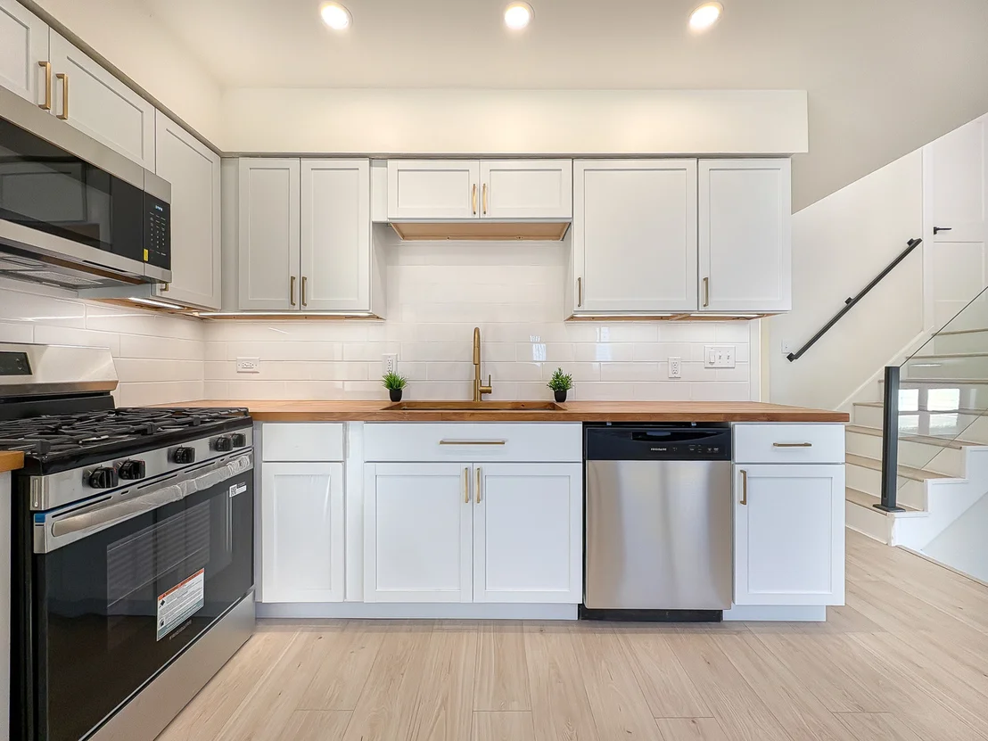 Photo of 18013 Park Avenue