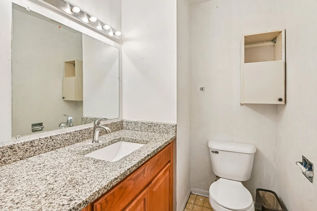 Photo of 1298 Inverrary Lane