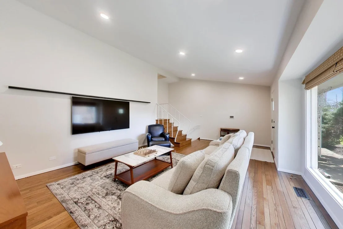 Photo of Unit 0 at 320 Linden Avenue
