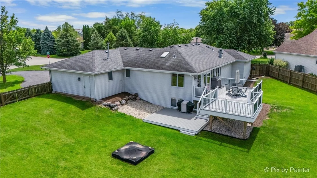 Photo of 7585 Derby Close