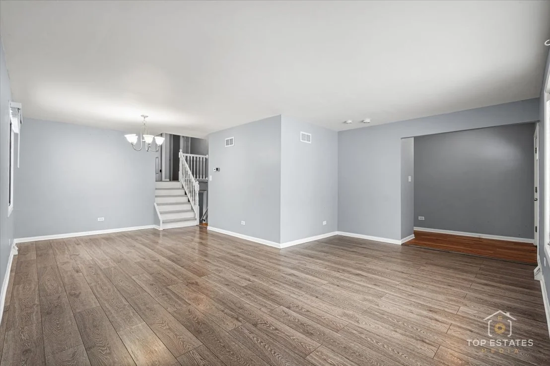 Photo of 722 Kostner Avenue