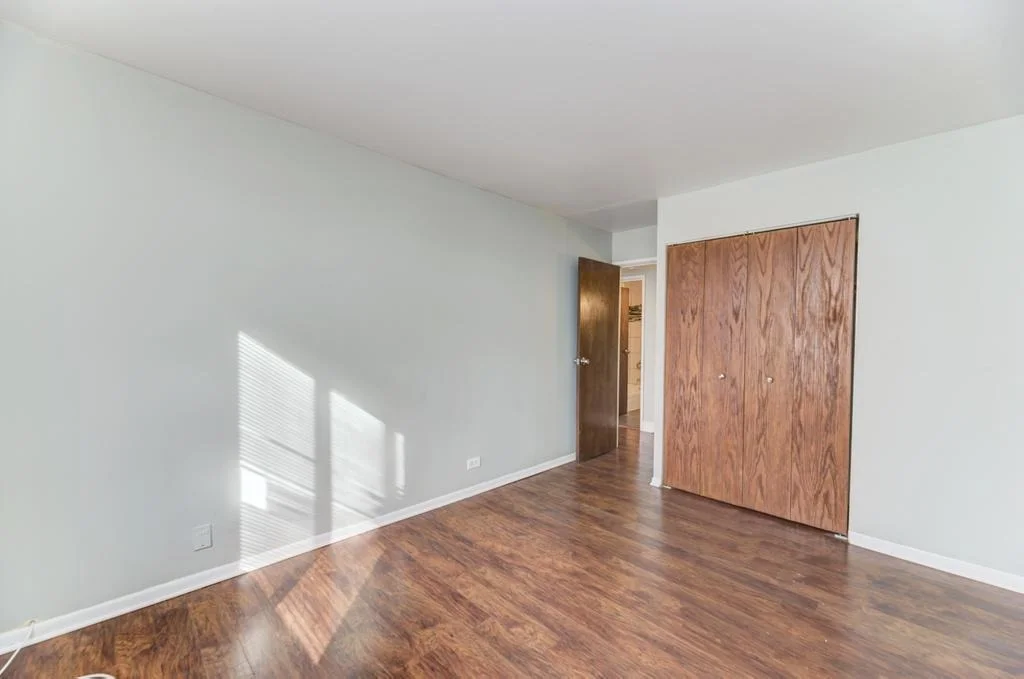 Photo of Unit B303 at 830 Elder Road