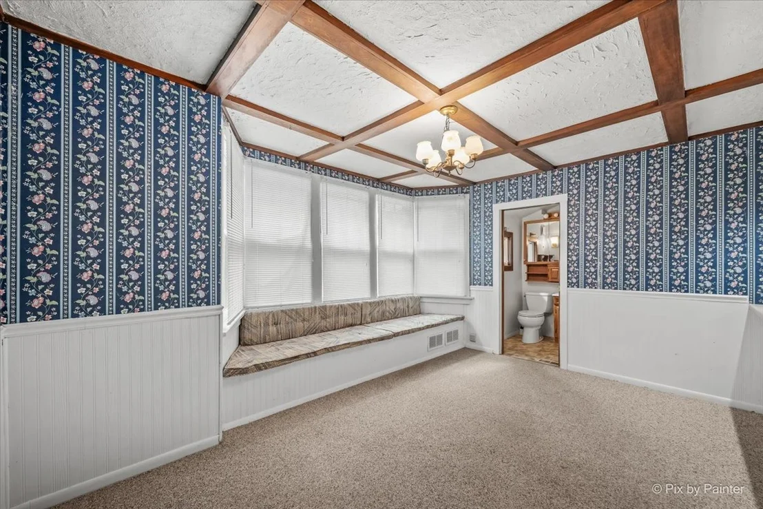 Photo of 2409 Grove Lane