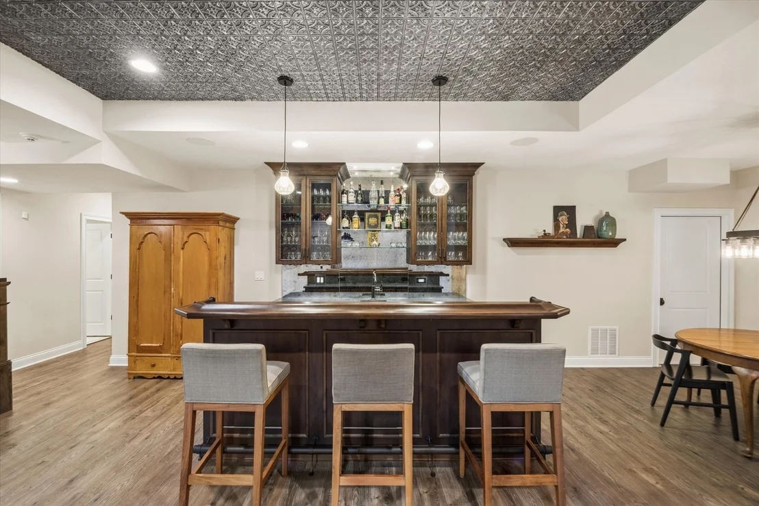 Photo of 1561 Hawthorne Lane