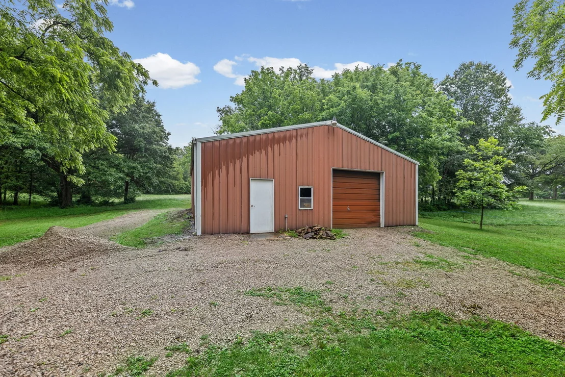 Photo of 414 Gilliland Road