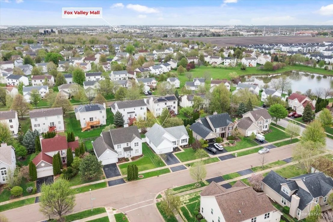 Photo of 875 RED CLOVER Drive