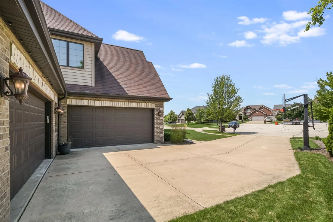 Photo of 12023 Ashbrook Lane