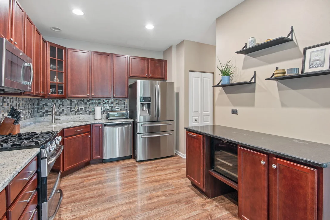 Photo of 1282 Newport Circle