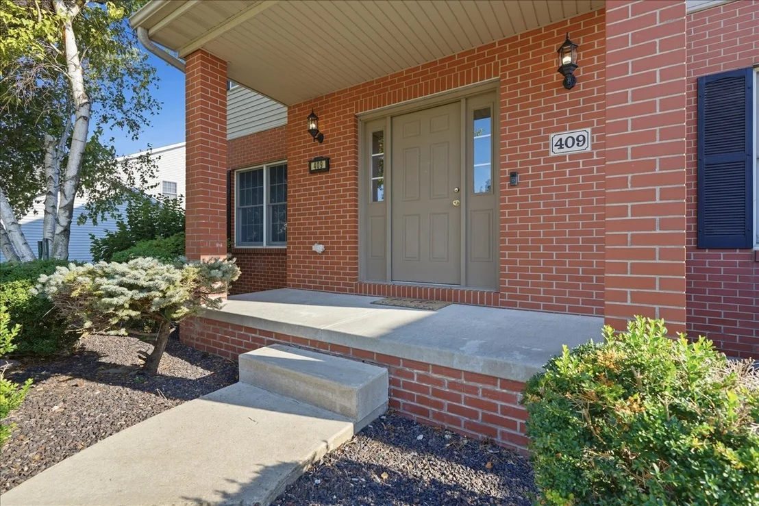 Photo of 409 Whispering Pines Cc Lane