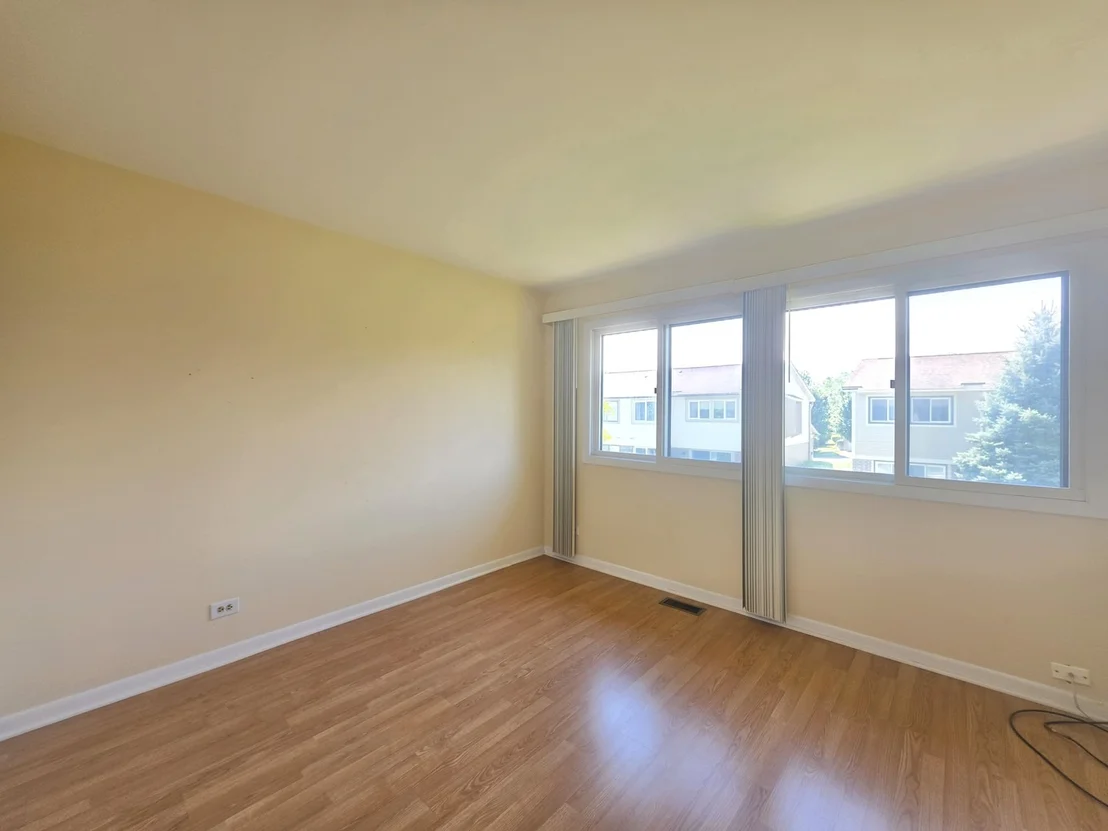 Photo of 703 MALLARD Lane