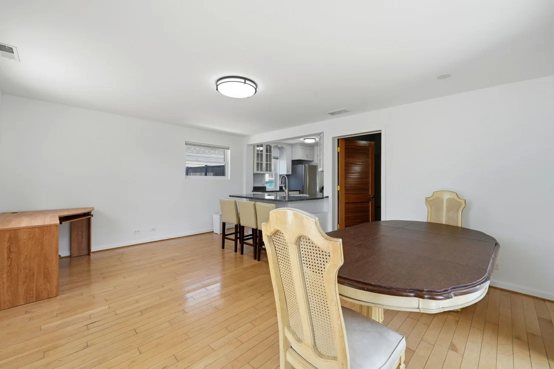 Photo of 2834 Maple Street