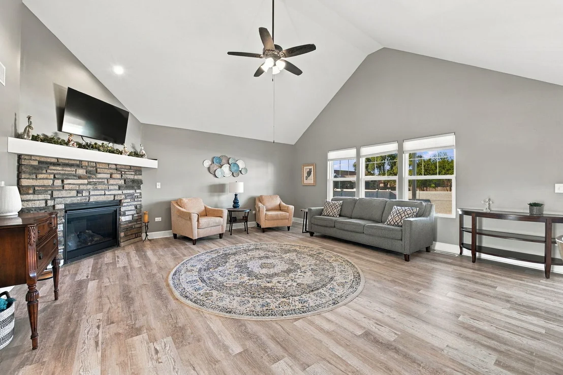 Photo of 2264 Chestnut Lane