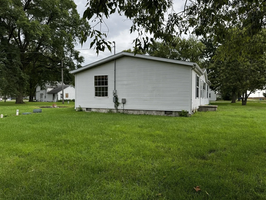 Photo of 712 E Main Street