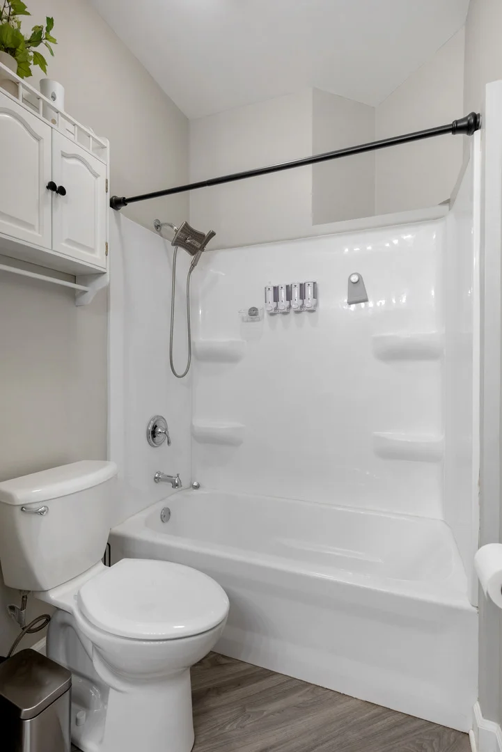 Photo of 660 Louise Drive