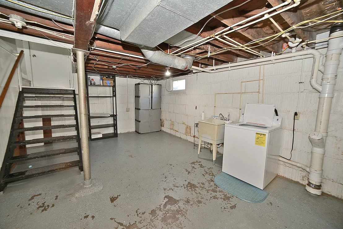 Photo of 1601 W Main Street