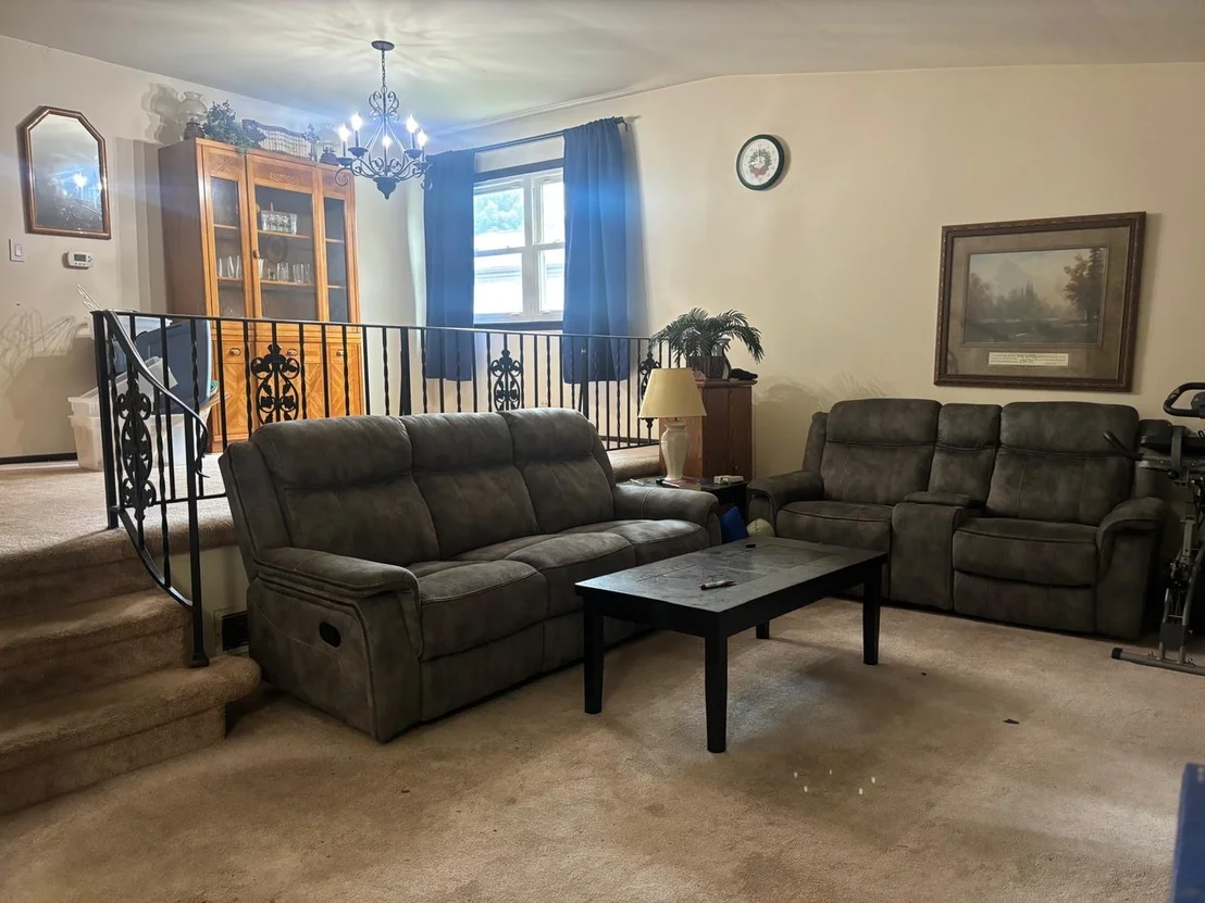 Photo of 337 Hazel Drive