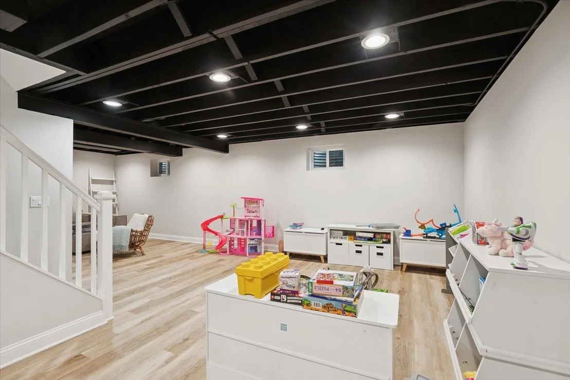 Photo of 818 Valley Road