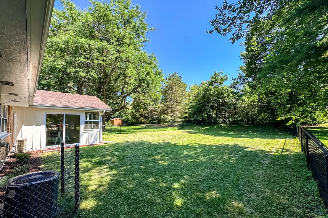 Photo of 129 Monument Avenue