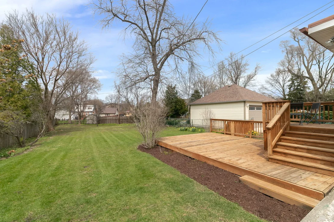 Photo of 446 Longcommon Road