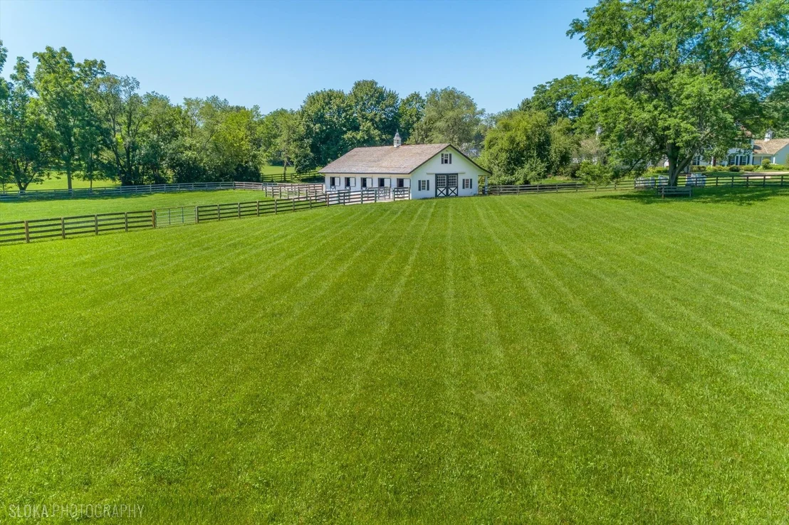 Photo of 13 Deepwood Road