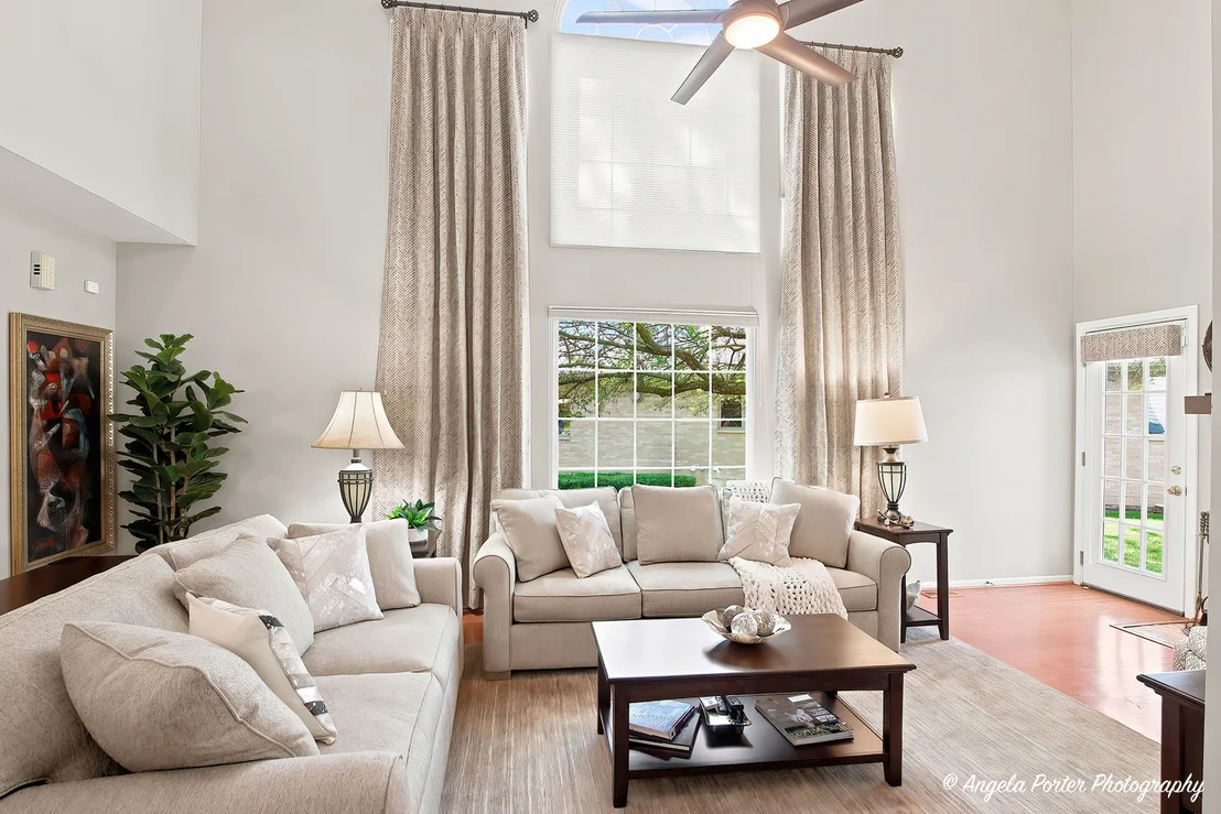 Photo of 910 Sweetflower Drive