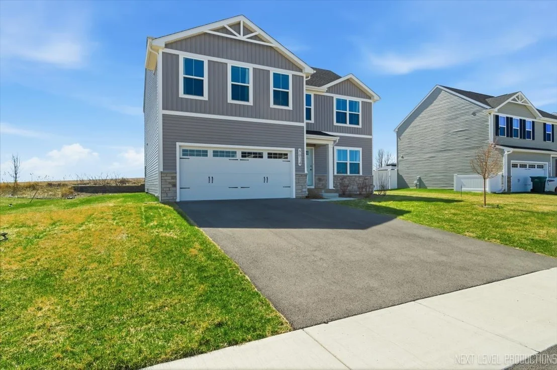 Photo of 8014 Deer Crossing Drive