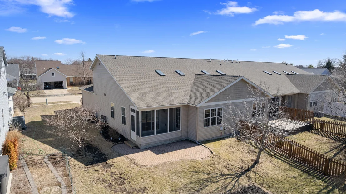 Photo of 2517 PEMBROOK Point