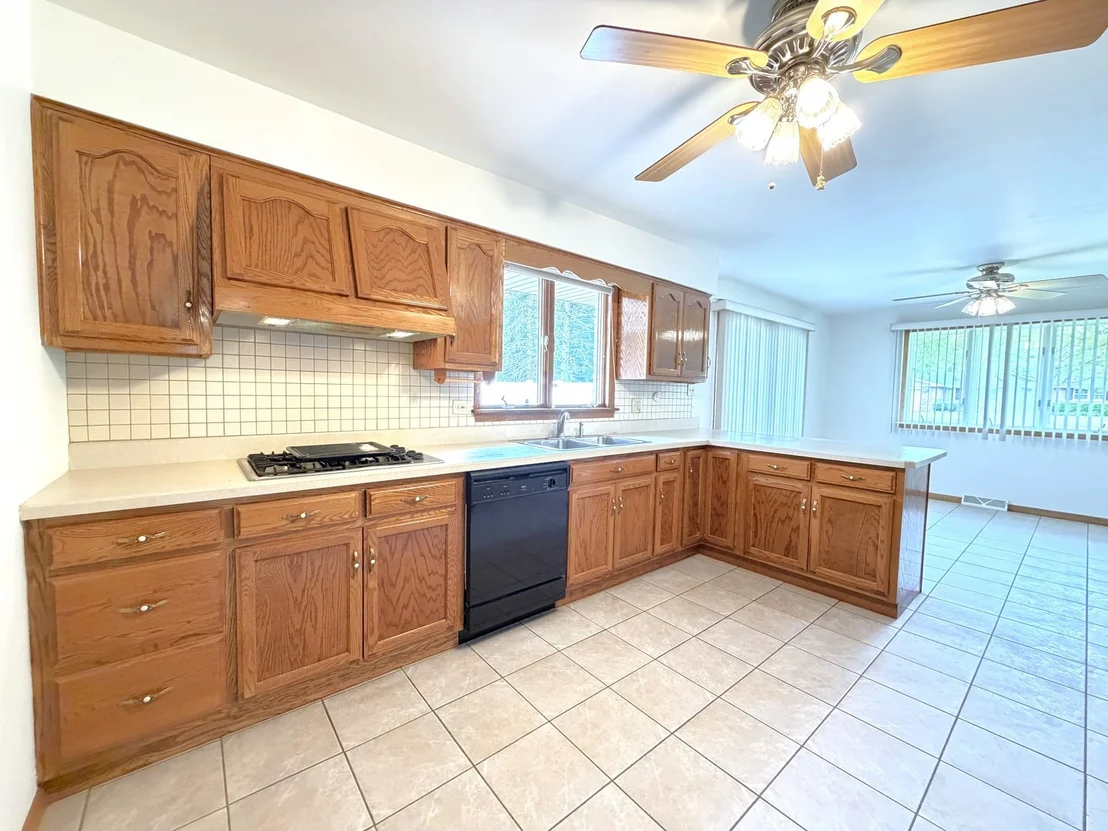 Photo of 901 Lark Street