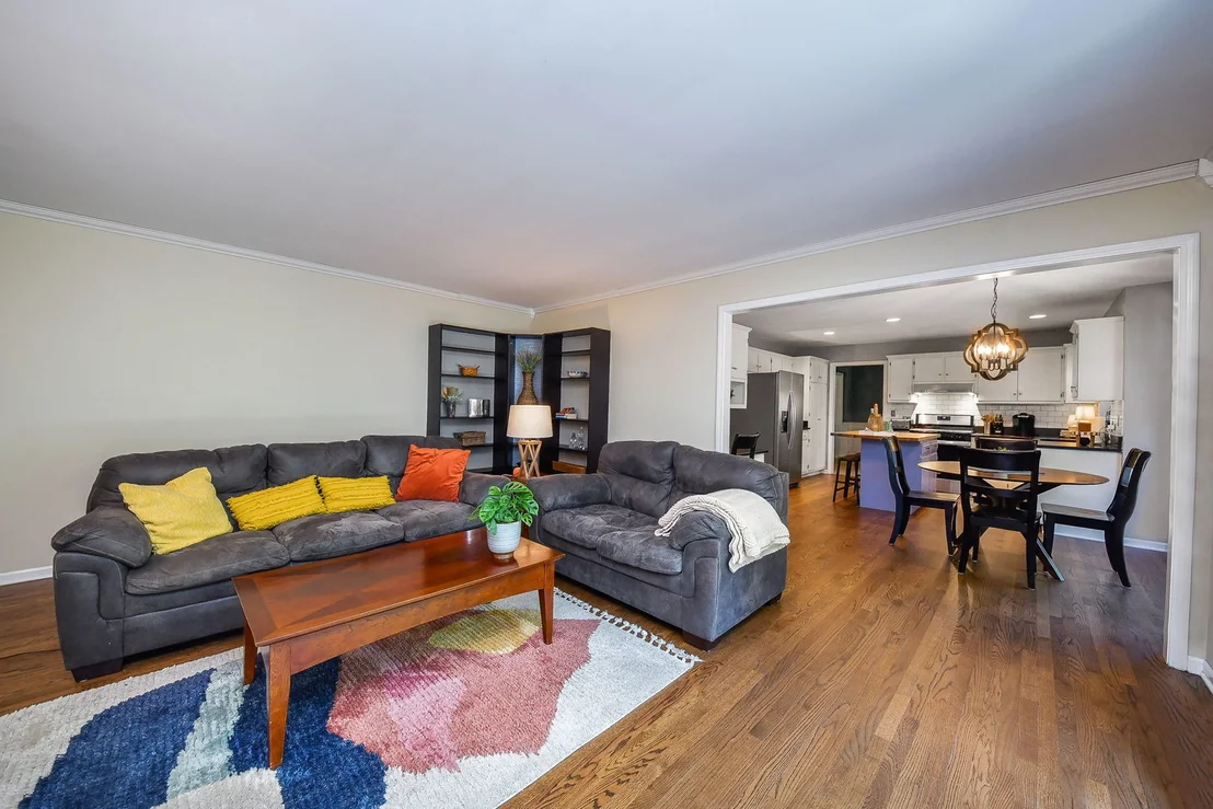 Photo of 496 Waubonsee Circle