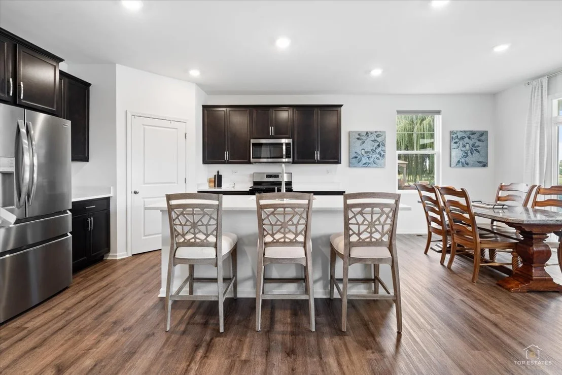Photo of 695 Kentshire Circle