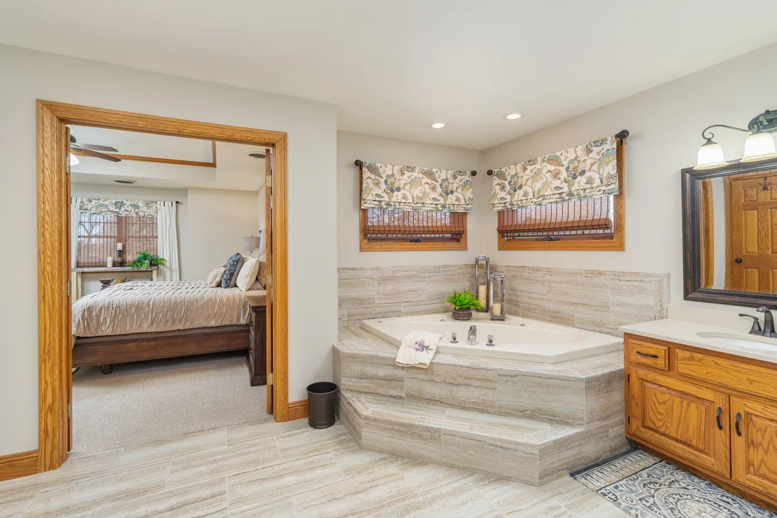 Photo of 100 Willow Trail