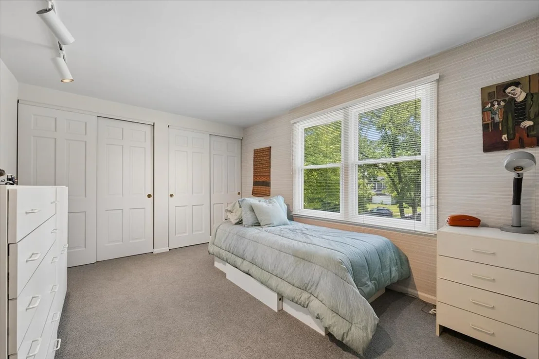 Photo of 3724 Winnetka Road